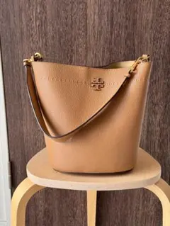トリーバーチのショルダー/バケットバッグです