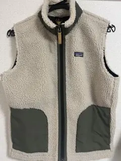 patagonia フリースベスト S ベージュ/ネイビー ベスト - メルカリ