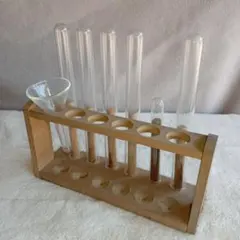 試験管6本、ガラス製ロート、試験管立てのセット。
