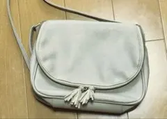 【美品】タッセル付きショルダー