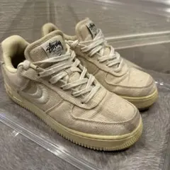 Stussy Nike Air Force 1 ベージュ スニーカー