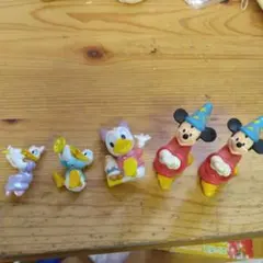 ディズニー　ミッキー　ドナルド　置物　５体