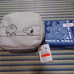 PEANUTS スヌーピー ポーチ＆バンダナ セットのサムネイル