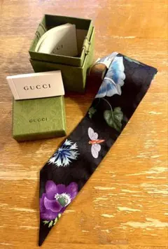 GUCCI/グッチ フローラ GGロゴ シルクスカーフ タグ有 箱付き - メルカリ