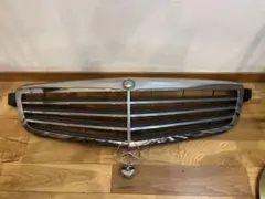 中古【メルセデスベンツ】 フロントグリル スリーポインテッドスター