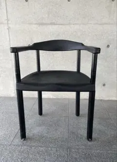 カッシーナレオナルド アームチェア　Strassle Collection 1脚