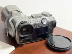 訳あり ソニー サイバーショット DSC-F717 デジカメ SONYのサムネイル