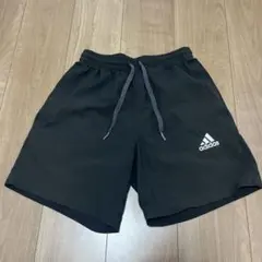 adidas ショートパンツ ブラック Mサイズのサムネイル