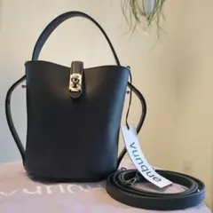 Item thumbnail for item 48a648ac-16a2-4070-a427-a4c90ef4e0d8