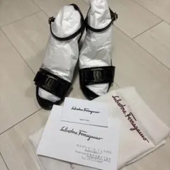 フェラガモ　サンダル