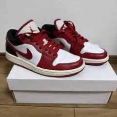 Nike Women's Air Jordan 1 Lowのサムネイル