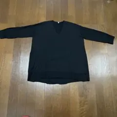 【MUJI】 ニットVネックカットソー