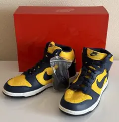 Item thumbnail for item 422cd2d5-4596-4a5a-ac4d-9b2503b89990