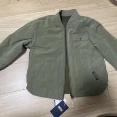 【新品タグ付】ブリーズ　カーキ リバーシブルジャケット 130サイズ
