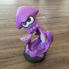 amiiboスプラトゥーン イカ フィギュア