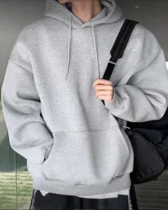 新品　メンズ　グレー　パーカー　Lサイズ