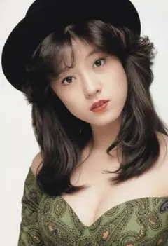 中森明菜 昭和アイドル A4サイズ 光沢写真 厚手ラミネート加工 - メルカリ