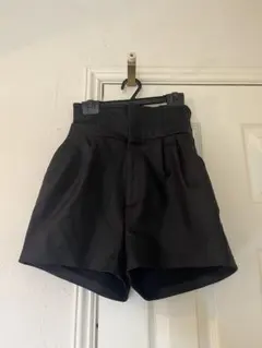 SNIDEL スナイデル ナイロン 伸縮性 タック入り ショートパンツ ブラック