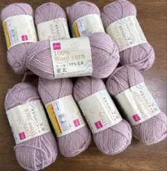 DAISO 100% Wool yarn 並太　ピンク