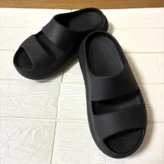 美品◆OOFOS OOyea 28cm ウーフォス ウーヤー ブラックのサムネイル