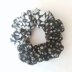 892. ハンドメイドシュシュ