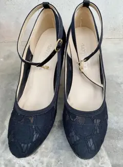 Le talon ルタロン　レース　パンプス　ストラップ