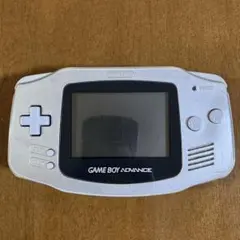 ゲームボーイアドバンス　本体　シルバー