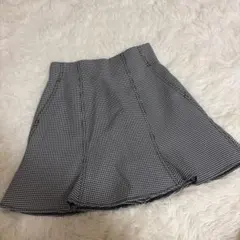 SNIDEL ヘムフレアミニスカート 0サイズのサムネイル