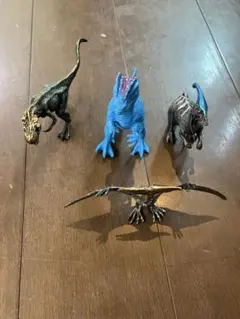 恐竜フィギュア 4体セット