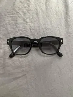 TOMFORD サングラスのサムネイル