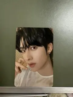 zb1 リッキー　タワレコ　白衣装　ZEROBASEONE