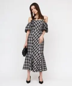 ロイヤルパーティー バルーンスリーブカットアウトマーメイドワンピース