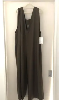 オールインワン　グレージュのサムネイル
