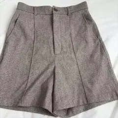 ヘリンボーン柄 ベージュ ハーフパンツ