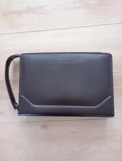 未使用☆Aquascutum アクアスキュータム セカンドバッグ