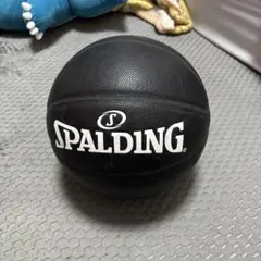 SPALDING バスケットボール ブラックのサムネイル