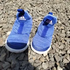 ☆adidas☆ シューズ 青 14センチ