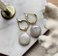 普段遣いのカジュアルパール　コインパールの付け替えフープピアス　国産k16gp