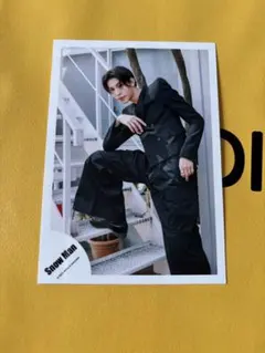 i DO ME ラウール　Snow Man 公式写真　3