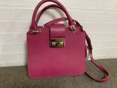 FURLAショルダーバッグ