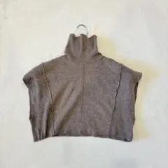 ミスティック タートルネック　ニット ベスト ブラウン ノースリーブ　重ね着