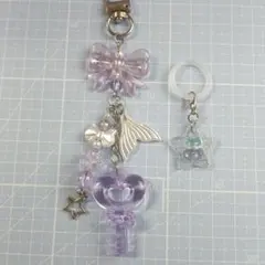 ビーズキーホルダー めじるしチャーム 紫