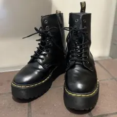 Dr.Martensのサムネイル