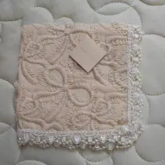 ジルスチュアートピンク リボン刺繍 ハンカチ