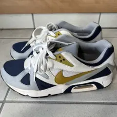 NIKE エアストラクチャー