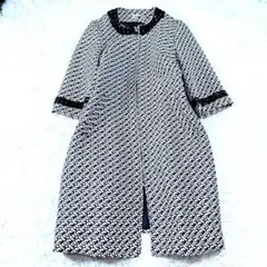 幾何学柄 ビジュー ジャガード織 ロングジャケット Lネイビー 白ジップアップ