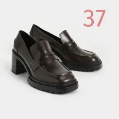 【新品】CHARLES & KEITH ペニーローファー パンプス 37のサムネイル