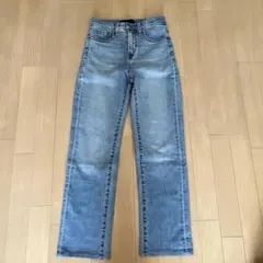 【美品】UNIQLO スリムストレートハイライズジーンズ　22