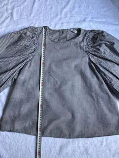 チェック柄パフスリーブシャツ