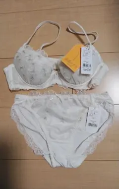 チュチュアンナ　永遠のブラ　B70